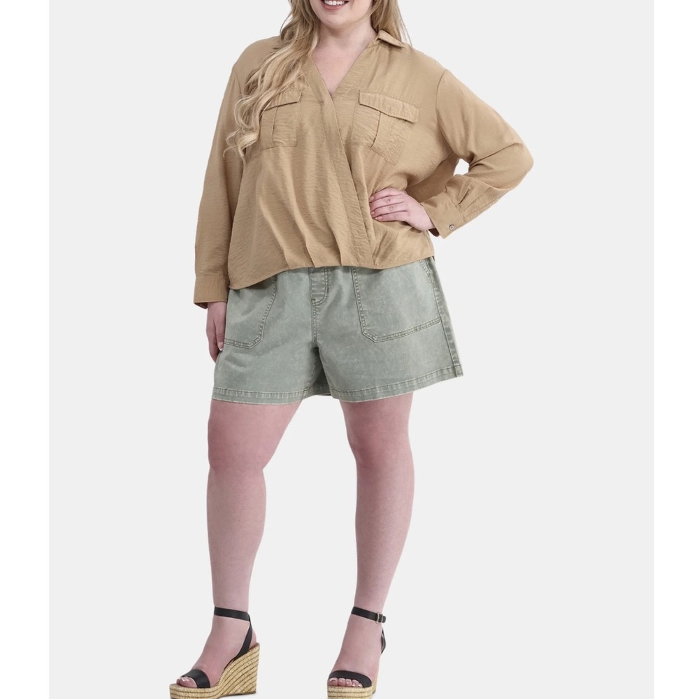 Terra & Sky Women's Plus Size Pull On Denim Shorts, 5" Inseam, - Picture 3 of 6